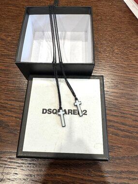 DSQUARED2 Jesus necklace - black and white